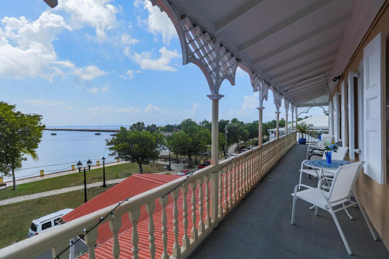 Hotel Victoria House Frederiksted Exterior foto